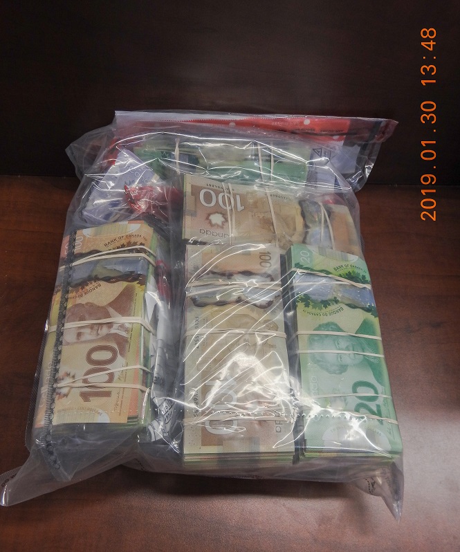 UPDATE: Drugs and cash seized, Toronto man arrested